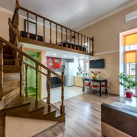 Studio In Center Of Apartment Odesa