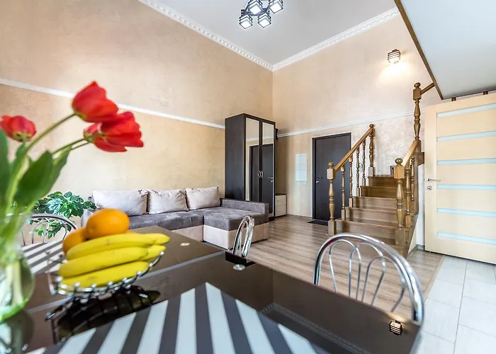 With а Balcony In Quiet Courtyard * Οδησσός