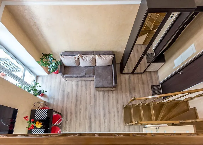 Appartamento With а Balcony In Quiet Courtyard